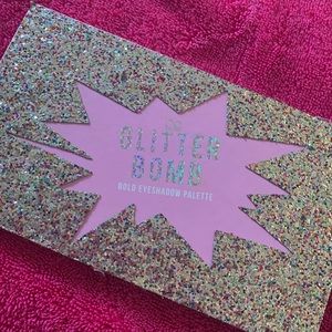 Glitter Bomb Eyeshadow palette